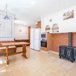 Castellana Chalet *