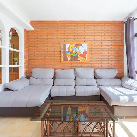 Castellana Chalet Bicorp